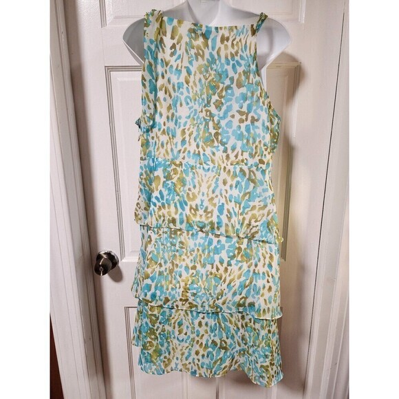 BCBGMaxAzria Blue and Green Animal Print
Tiered Sleeveless Chiffon Midi Dress XL - Picture 7 of 12